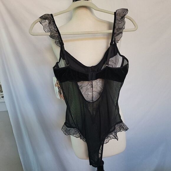 Elegant Moments Lingere Size M NWT - Picture 5 of 8